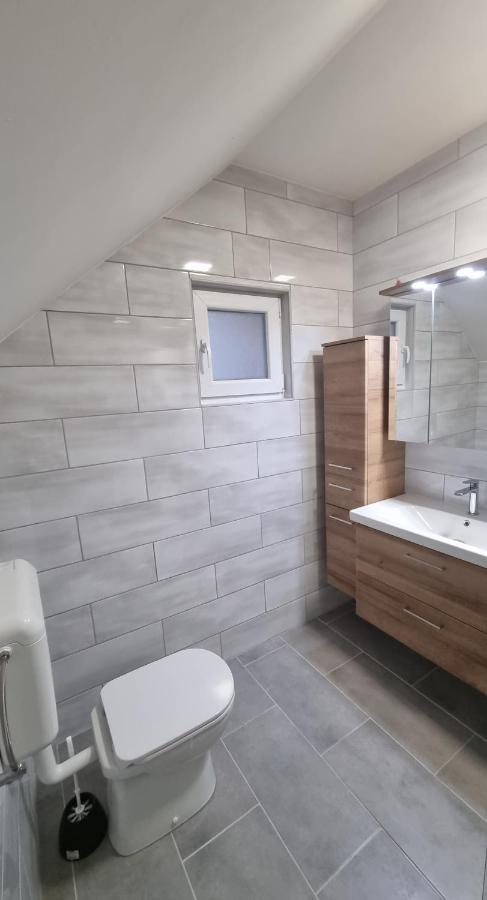 Apartma Kaan Zaga Buitenkant foto